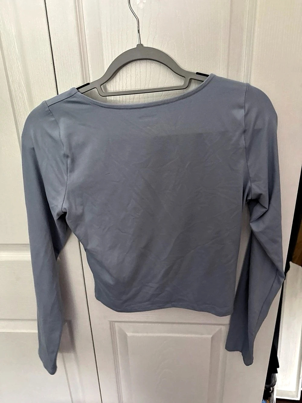 Hollister Long Sleeve Scoop Neck Blue Size Large Like New - Picture 2 of 4